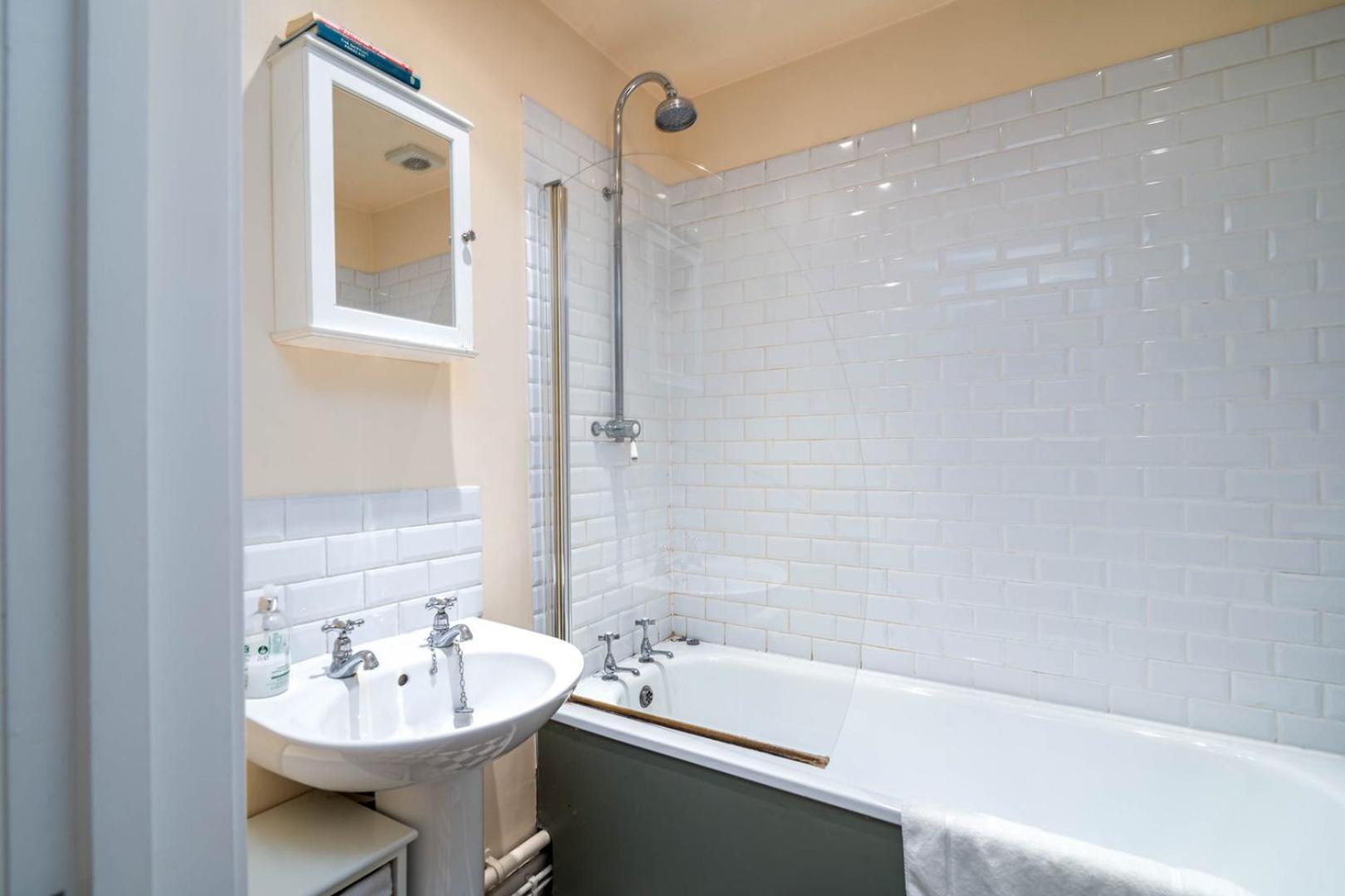 Guestready - Former Pub-Turned-One Bedroom Flat London Bagian luar foto